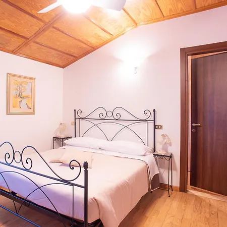 Villa Montegenco B&B-3
